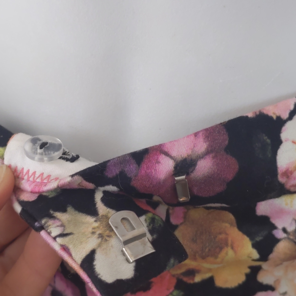 Floral Straight Leg Pants - Picture 5 of 8